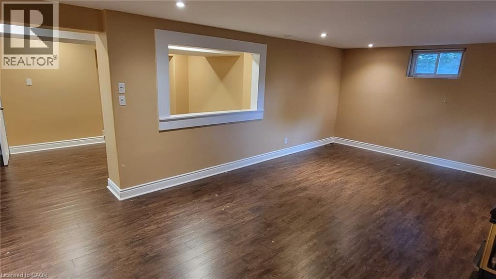 1402 Fisher Avenue, Burlington, Ontario  L7P 2L6 - Photo 18 - 40774917