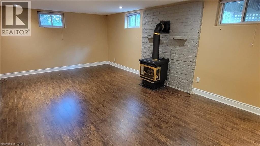 1402 Fisher Avenue, Burlington, Ontario  L7P 2L6 - Photo 21 - 40774917