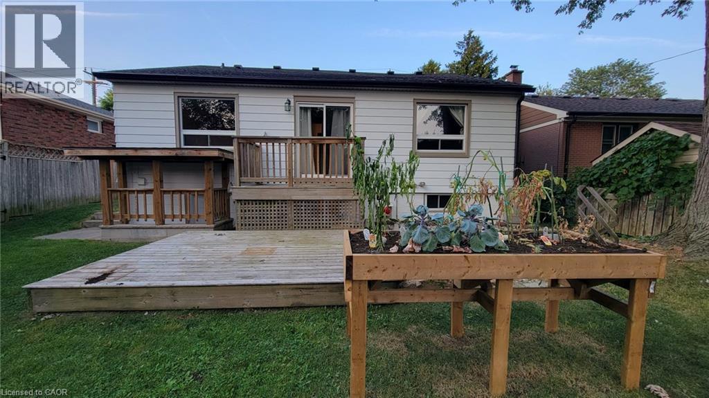 1402 Fisher Avenue, Burlington, Ontario  L7P 2L6 - Photo 24 - 40774917