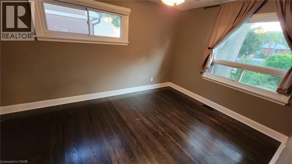 1402 Fisher Avenue, Burlington, Ontario  L7P 2L6 - Photo 9 - 40774917