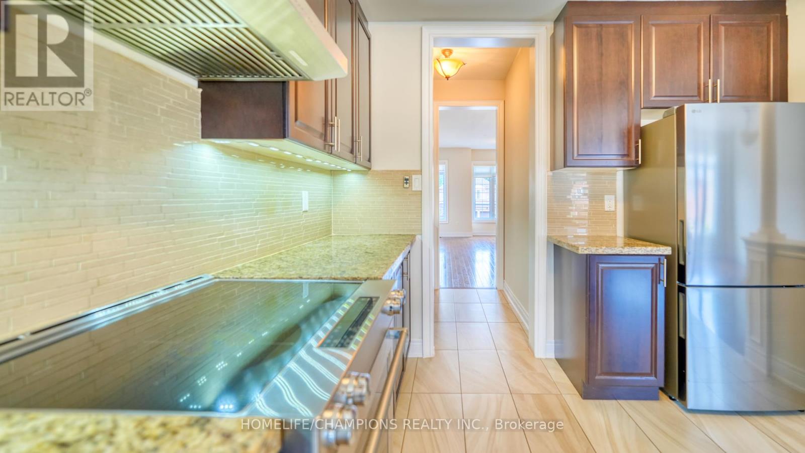 487 Briggs Court, Mississauga, Ontario  L5W 0C6 - Photo 17 - W12433515