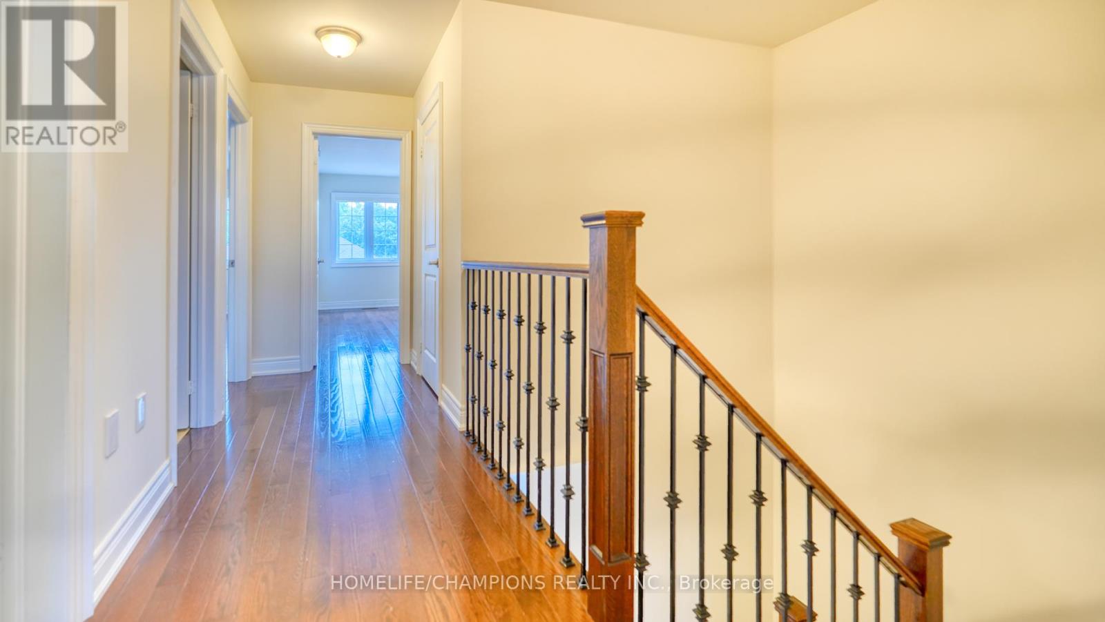 487 Briggs Court, Mississauga, Ontario  L5W 0C6 - Photo 19 - W12433515