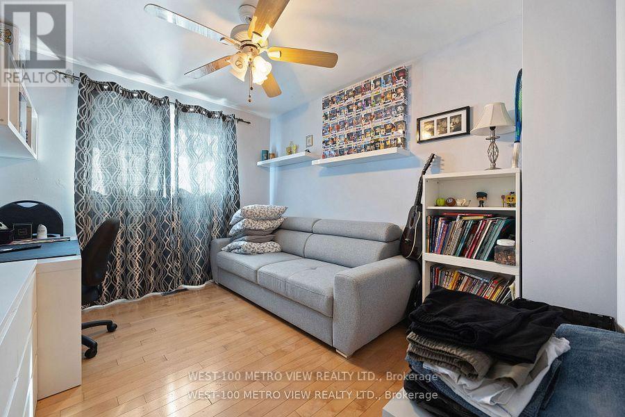 3948 Midhurst Lane, Mississauga, Ontario  L4Z 1C7 - Photo 8 - W12435836