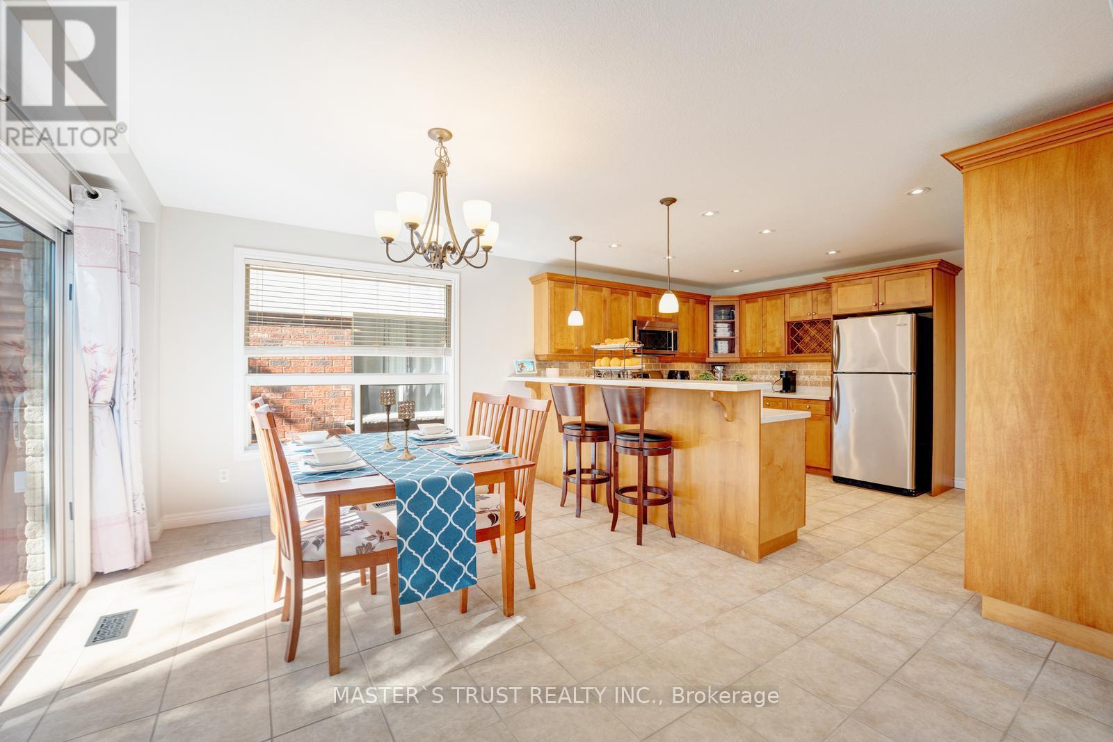 5 Howden Crescent, Guelph, Ontario  N1L 1T2 - Photo 10 - X12432801