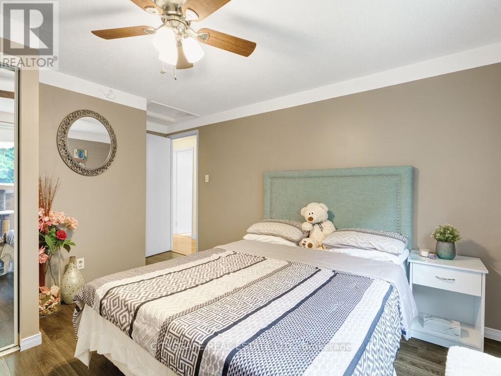 221 Kribs Street, Cambridge, Ontario  N3C 3A4 - Photo 19 - X12435841