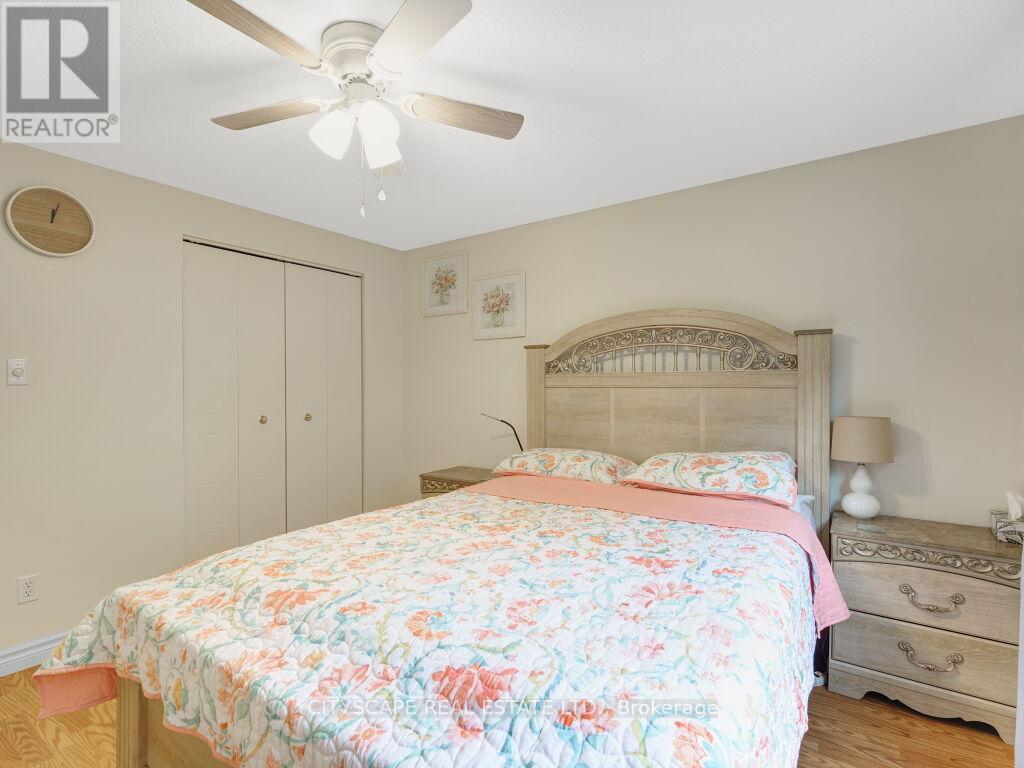 221 Kribs Street, Cambridge, Ontario  N3C 3A4 - Photo 22 - X12435841