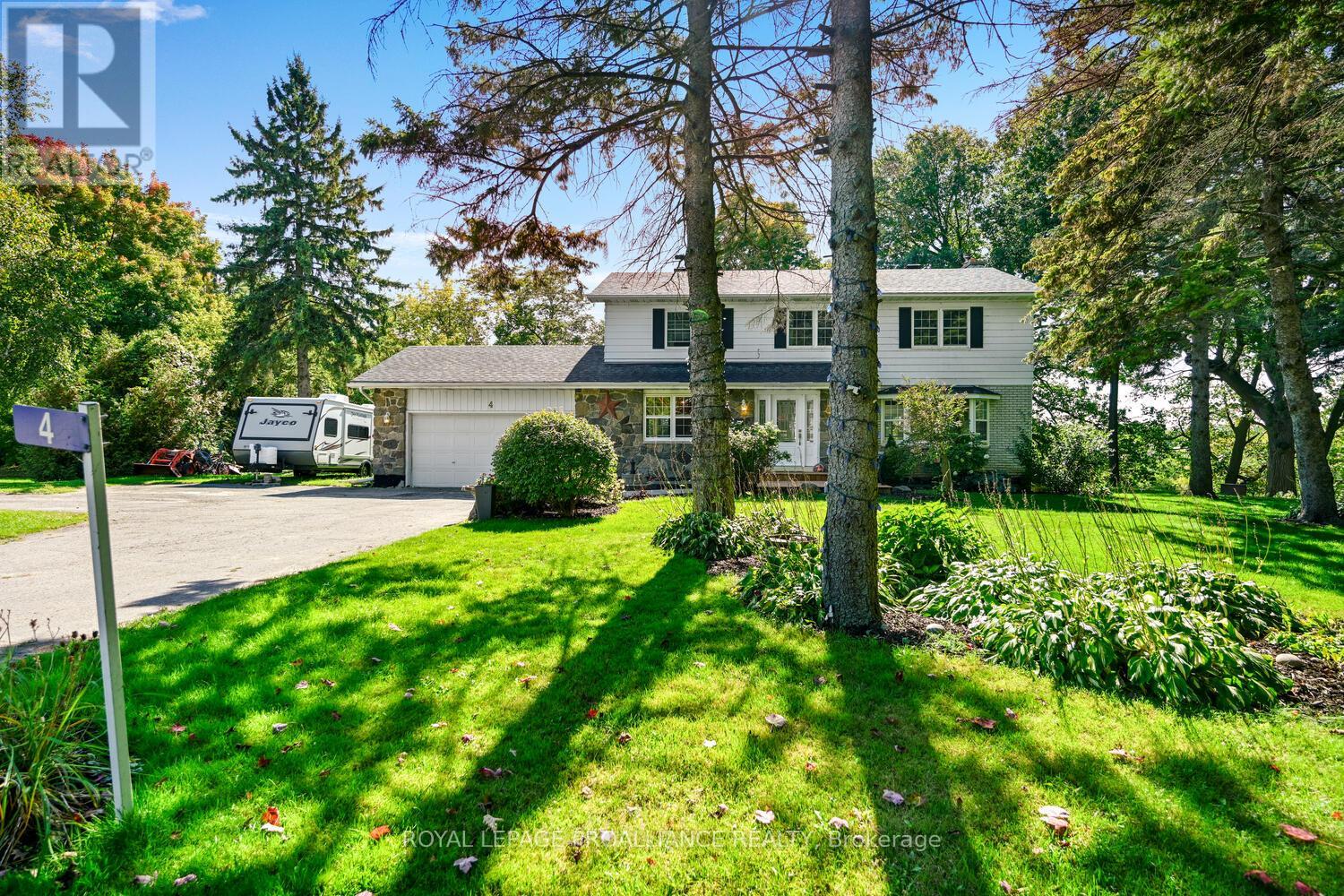 4 CONNELL PLACE, Prescott, Ontario