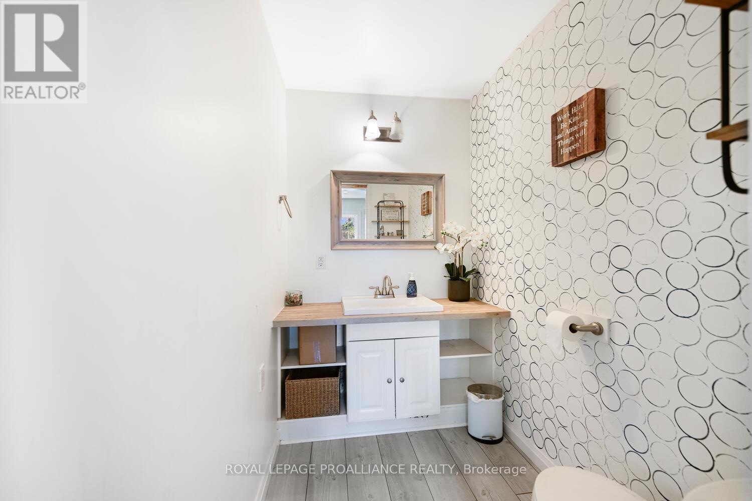 4 Connell Place, Prescott, Ontario  K0E 1T0 - Photo 10 - X12435858
