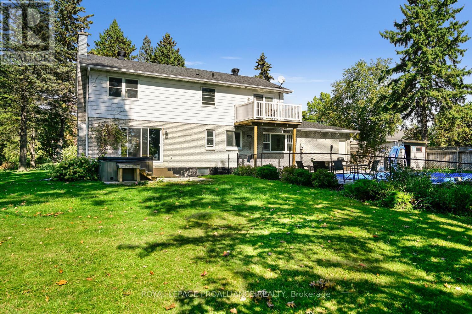 4 Connell Place, Prescott, Ontario  K0E 1T0 - Photo 25 - X12435858