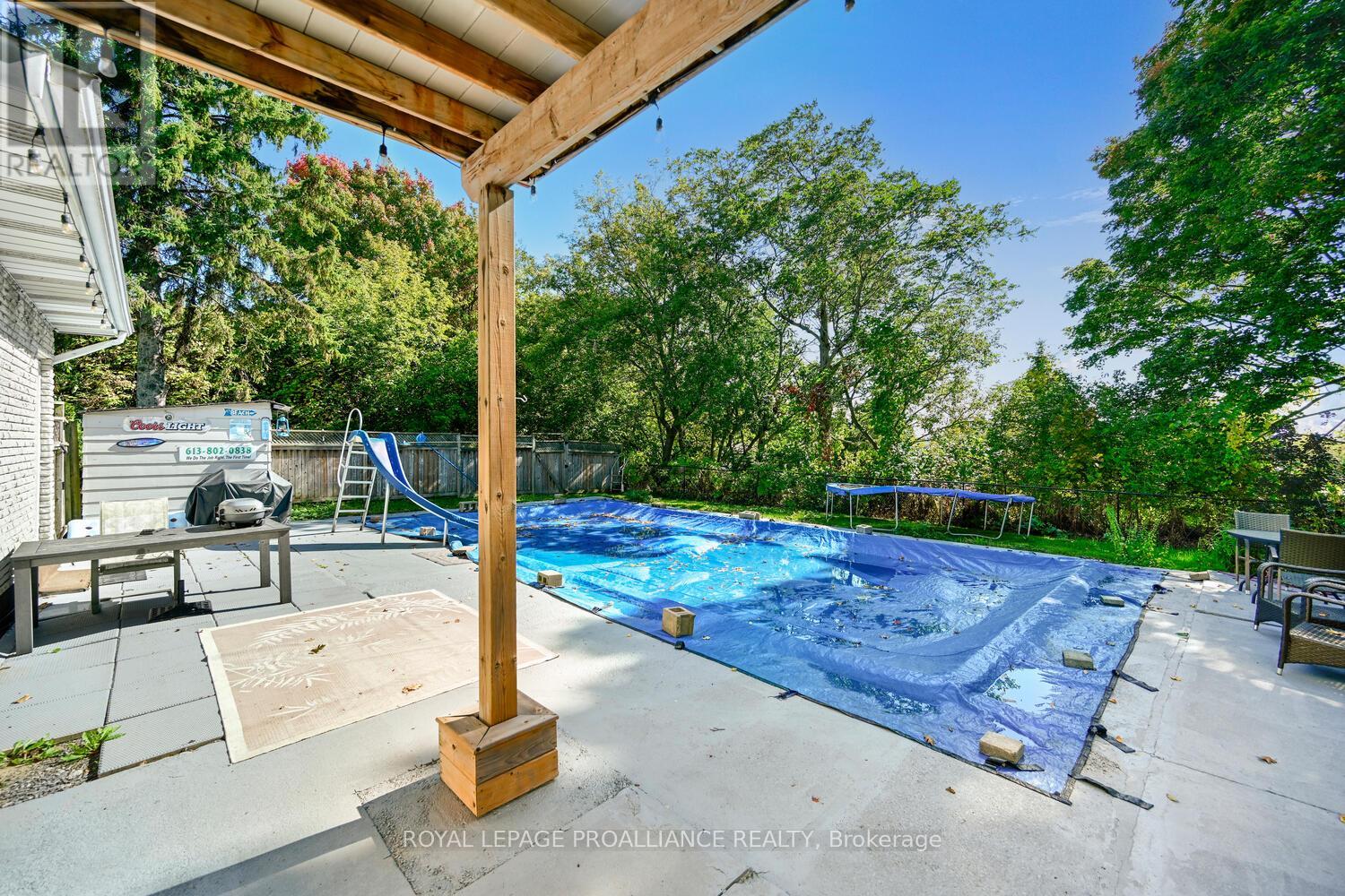 4 Connell Place, Prescott, Ontario  K0E 1T0 - Photo 27 - X12435858