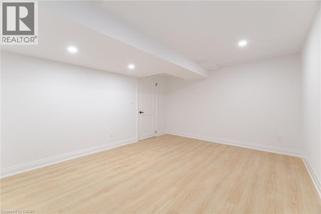 2392 Arnold Crescent, Burlington, Ontario  L7P 4G3 - Photo 45 - 40756775
