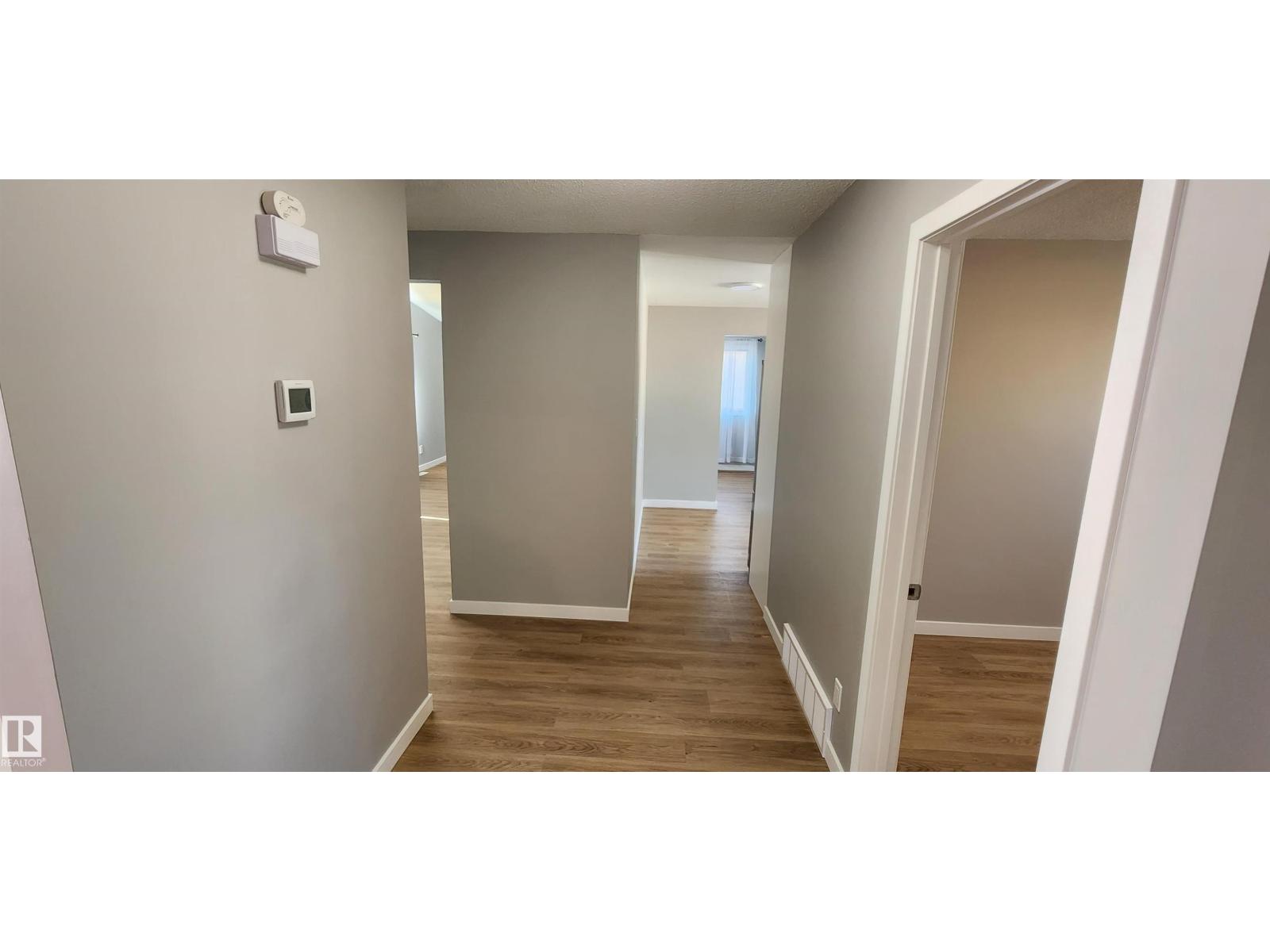 11436 143 Av Nw, Edmonton, Alberta  T5X 1L6 - Photo 8 - E4458493