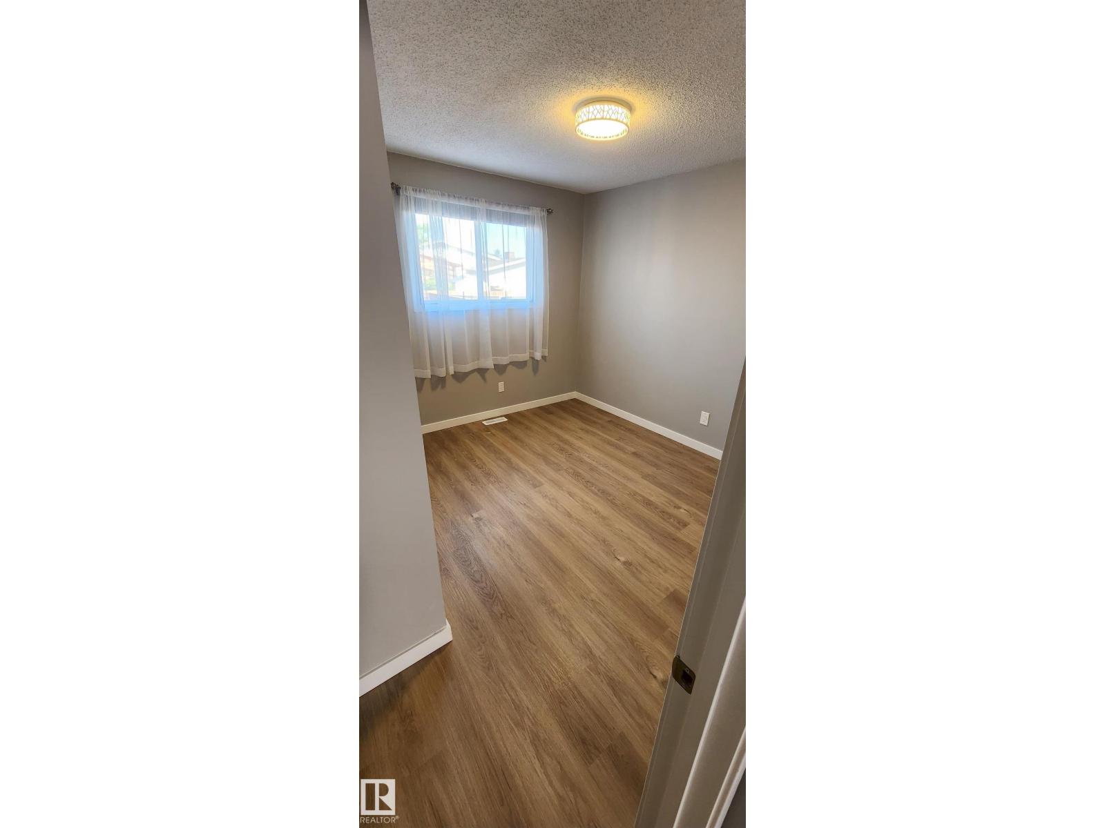 11436 143 Av Nw, Edmonton, Alberta  T5X 1L6 - Photo 12 - E4458493