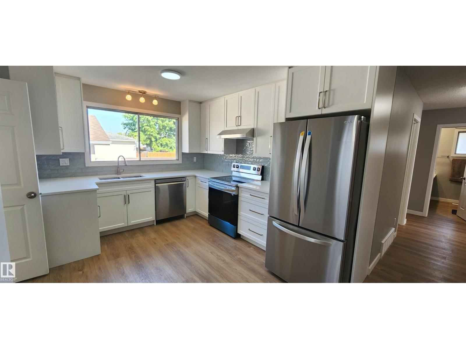 11436 143 Av Nw, Edmonton, Alberta  T5X 1L6 - Photo 5 - E4458493