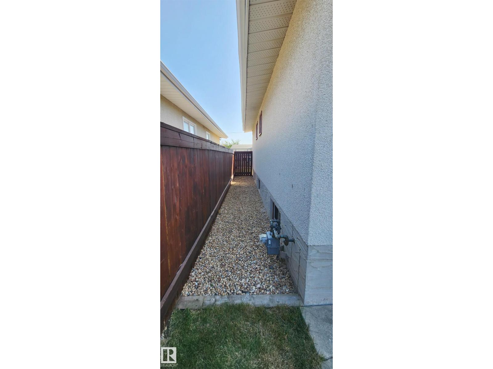 11436 143 Av Nw, Edmonton, Alberta  T5X 1L6 - Photo 24 - E4458493