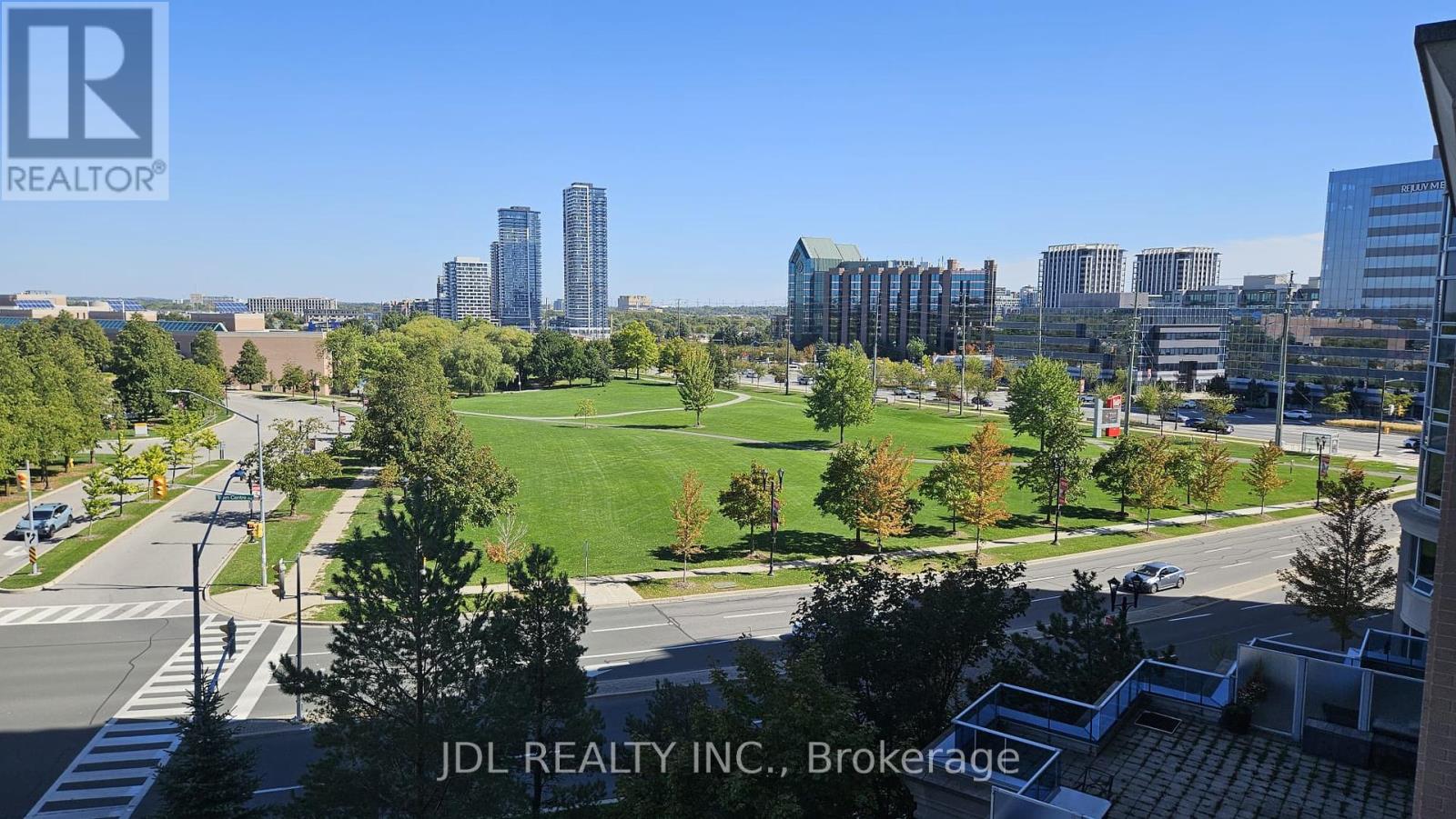 718 - 33 Cox Boulevard, Markham, Ontario  L3R 8A6 - Photo 24 - N12435850
