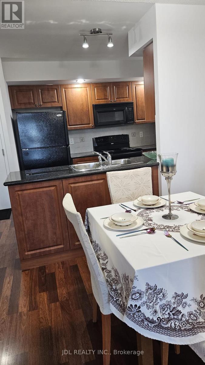 718 - 33 Cox Boulevard, Markham, Ontario  L3R 8A6 - Photo 9 - N12435850