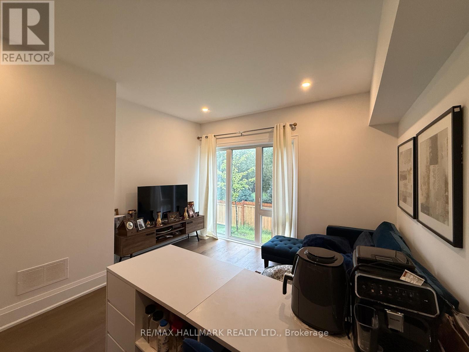 Basement - 14 Persica Street, Richmond Hill, Ontario  L4E 1L3 - Photo 2 - N12435856