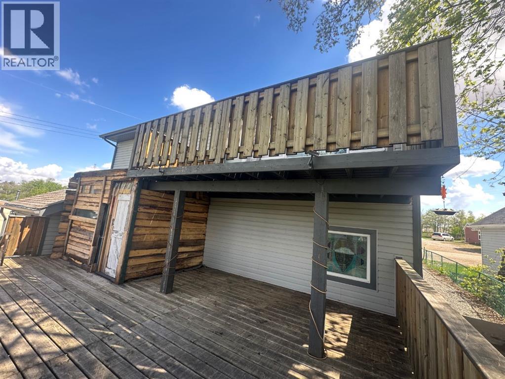 109 First Avenue S, Wimborne, Alberta  T0M 2G0 - Photo 4 - A2221008