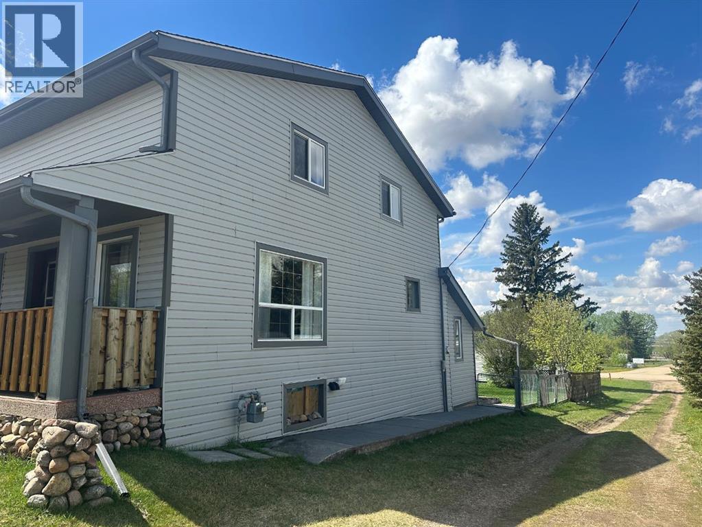 109 First Avenue S, Wimborne, Alberta  T0M 2G0 - Photo 5 - A2221008