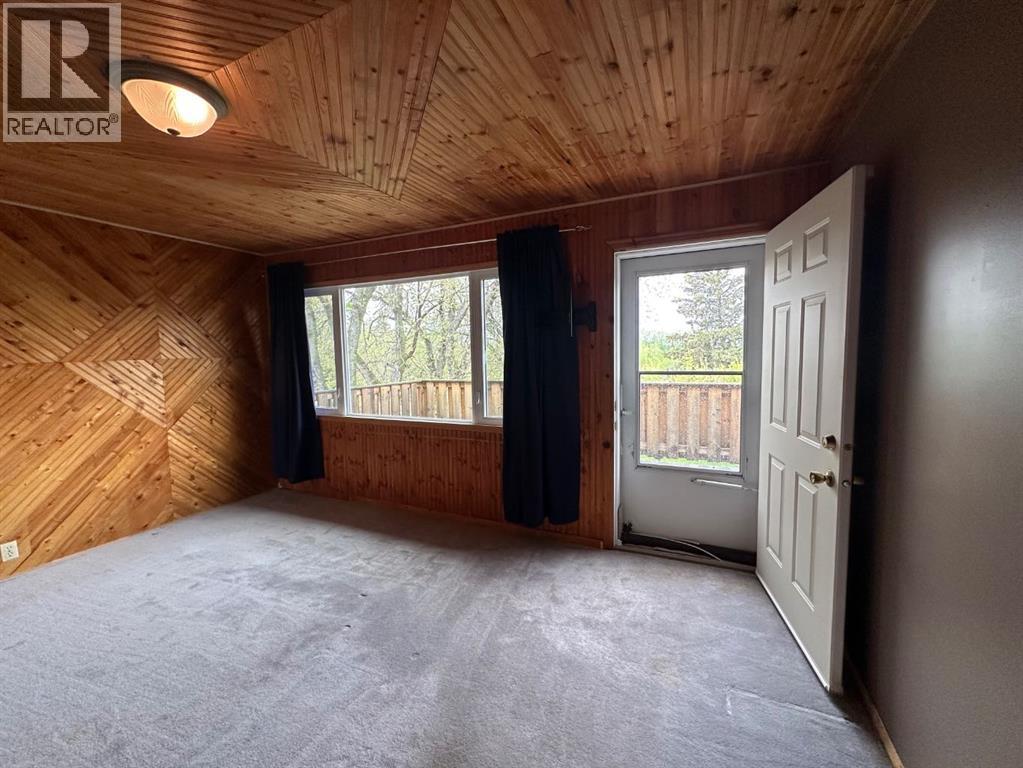 109 First Avenue S, Wimborne, Alberta  T0M 2G0 - Photo 40 - A2221008