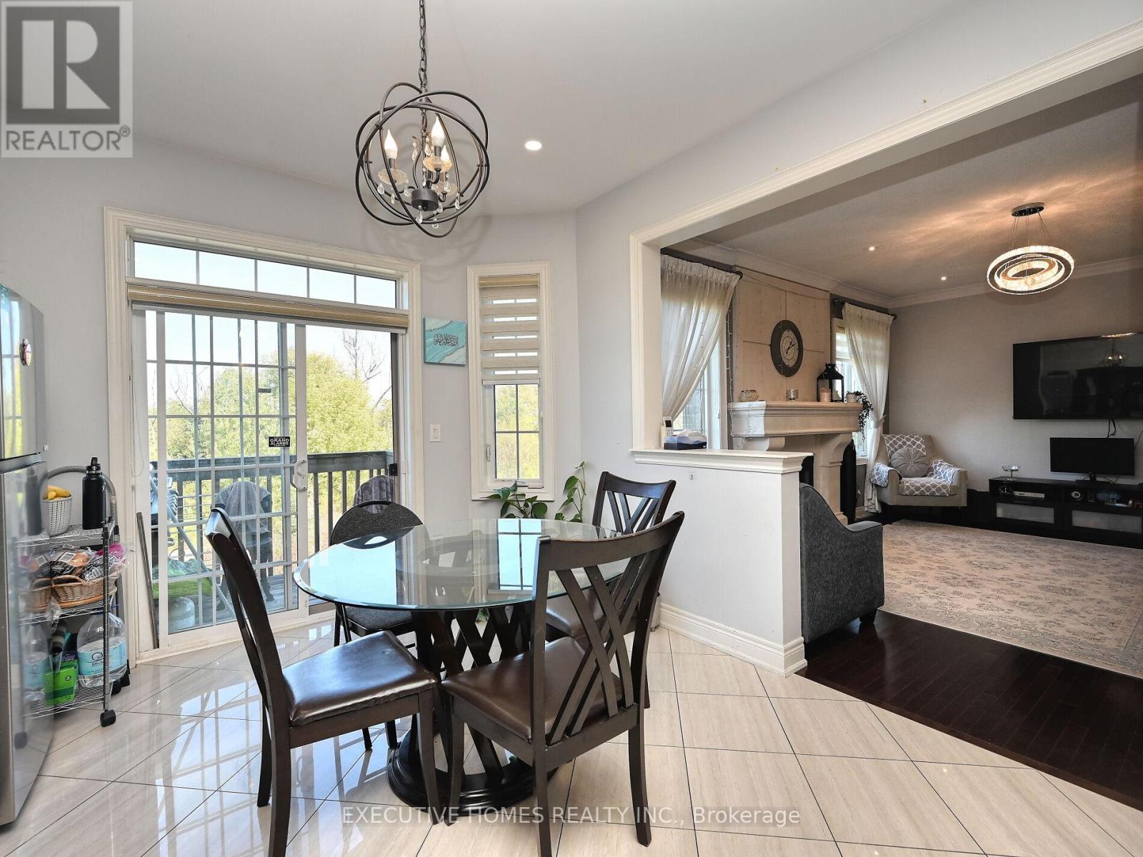 55 Apple Valley Way E, Brampton, Ontario  L5P 3R5 - Photo 13 - W12435861