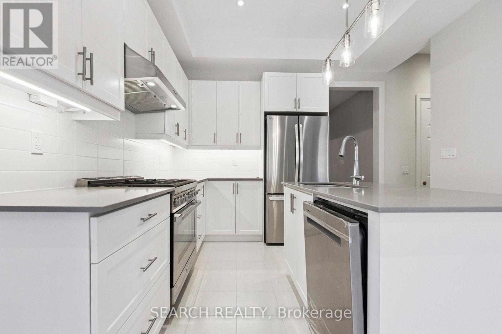 1232 Anthonia Trail, Oakville, Ontario  L6H 7Y9 - Photo 13 - W12435867