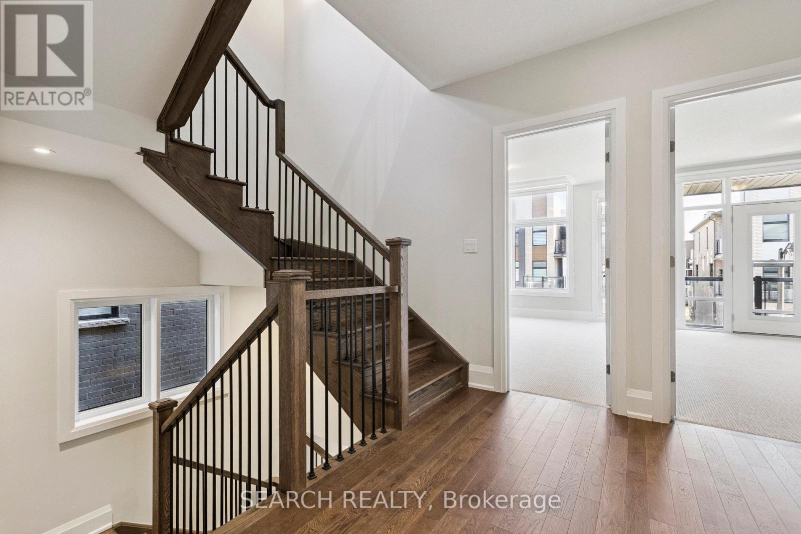 1232 Anthonia Trail, Oakville, Ontario  L6H 7Y9 - Photo 9 - W12435867
