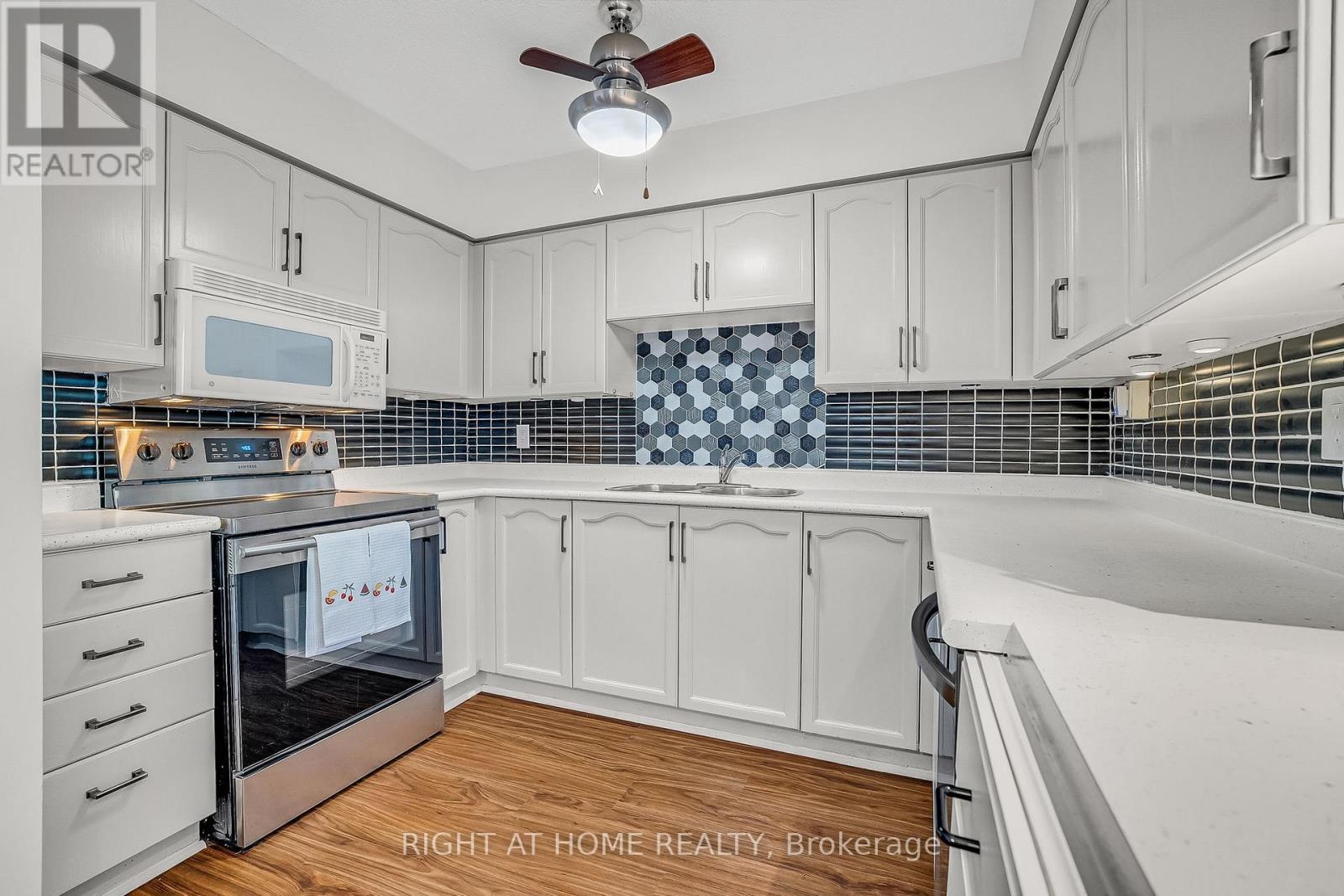 110 - 454 Centre Street S, Oshawa, Ontario  L1H 4C2 - Photo 17 - E12435904