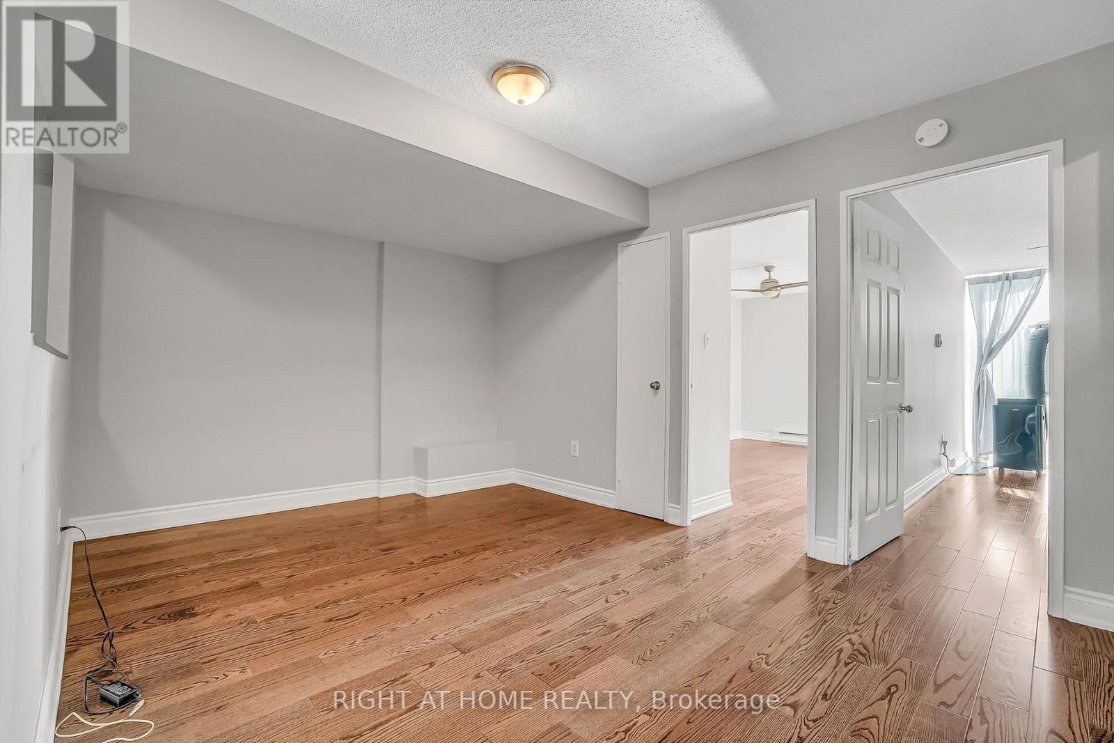 110 - 454 Centre Street S, Oshawa, Ontario  L1H 4C2 - Photo 24 - E12435904