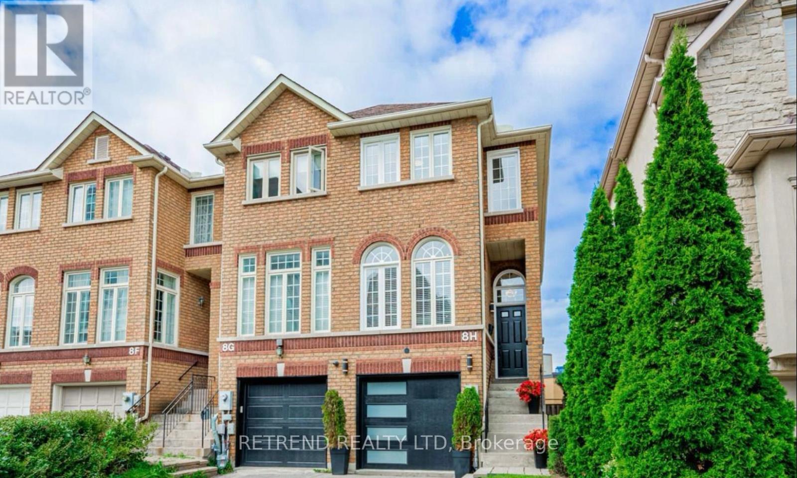 8H HYCREST AVENUE, Toronto, Ontario