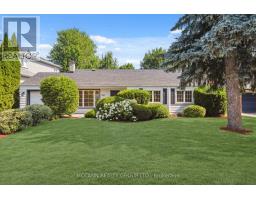 102 Yorkminster Road, Toronto (St. Andrew-Windfields), Ca