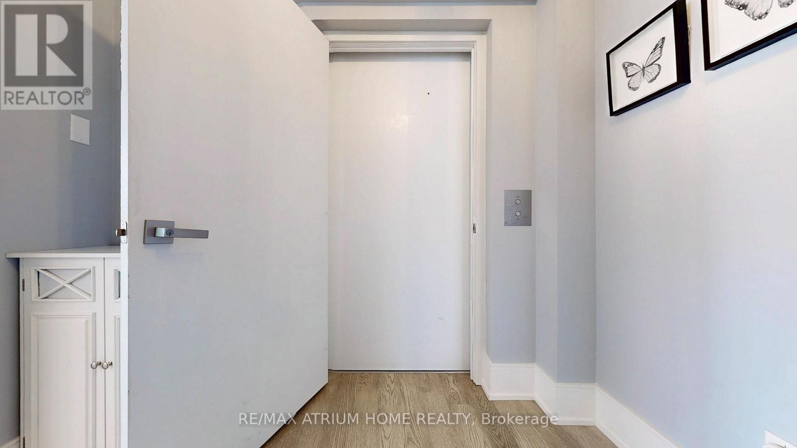 715 - 1 Gloucester Street, Toronto, Ontario  M4Y 0C7 - Photo 3 - C12435898