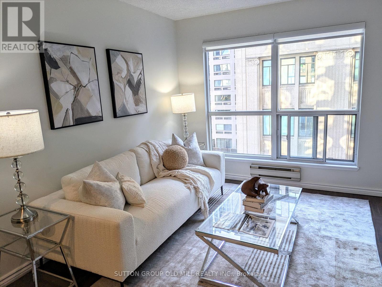 907 - 7 CARLTON STREET, Toronto, Ontario