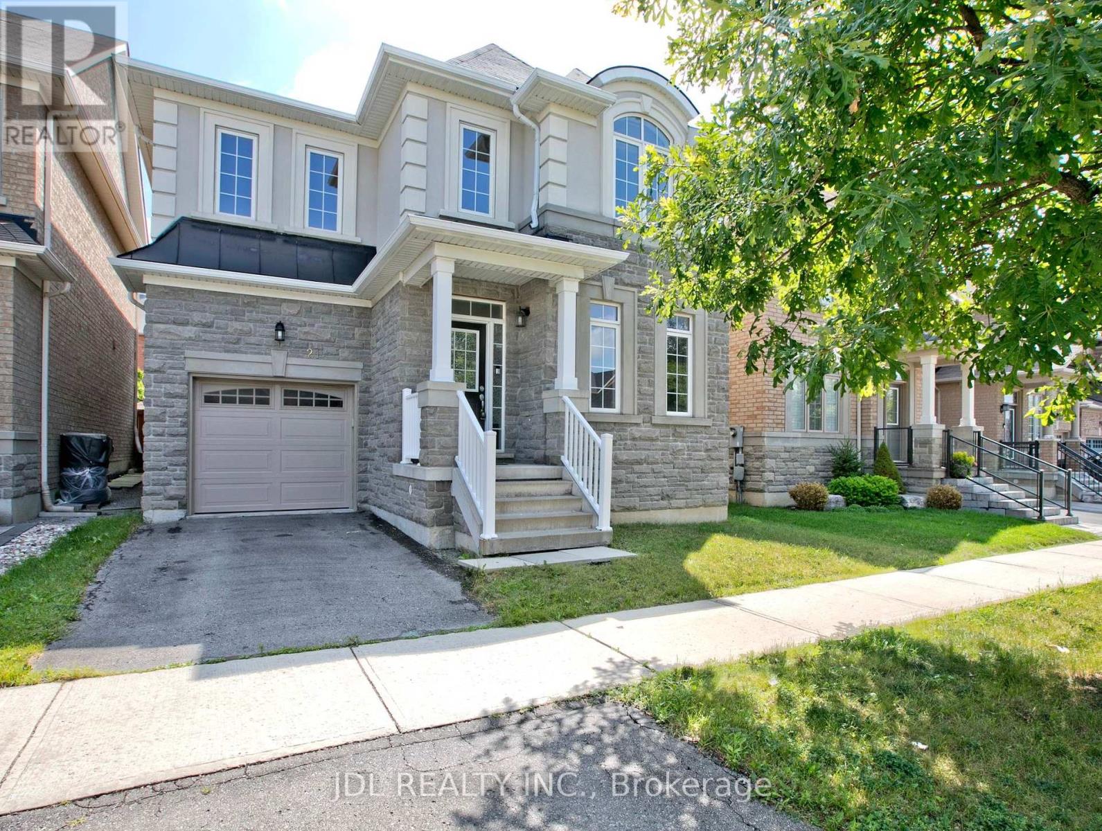 21 WOZNIAK CRESCENT, Markham, Ontario