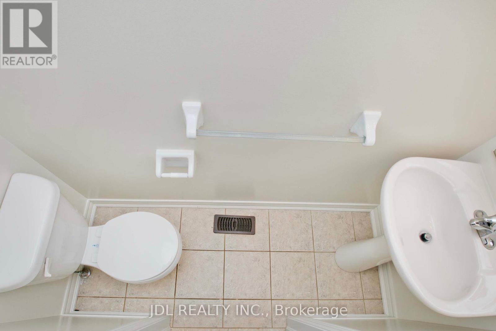 21 Wozniak Crescent, Markham, Ontario  L6E 0L4 - Photo 15 - N12435882