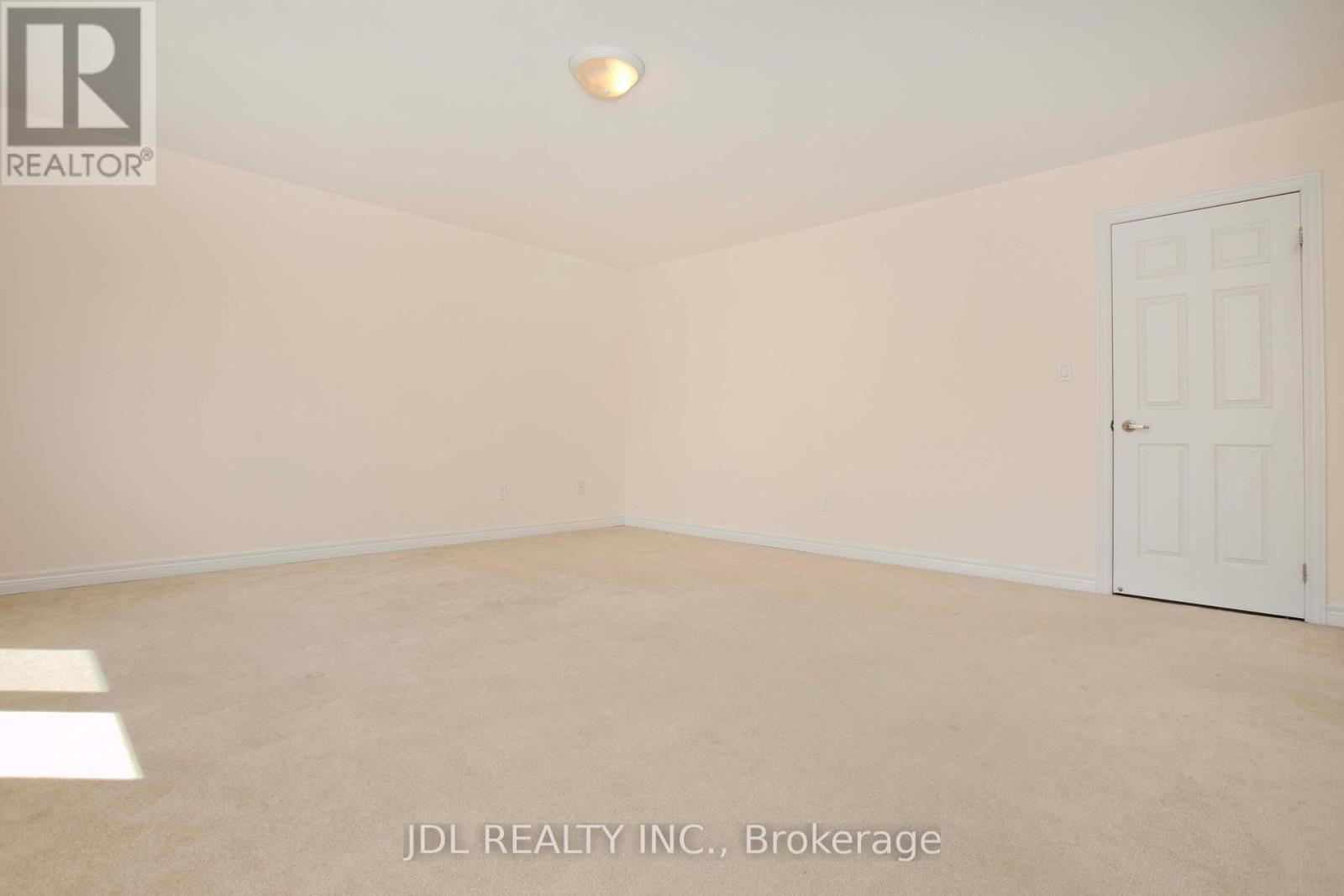 21 Wozniak Crescent, Markham, Ontario  L6E 0L4 - Photo 19 - N12435882