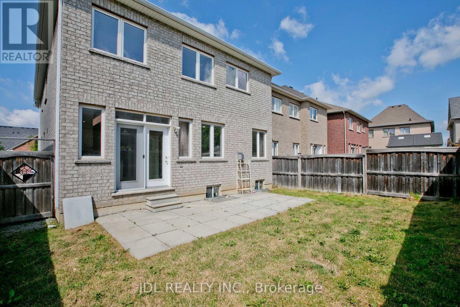 21 Wozniak Crescent, Markham, Ontario  L6E 0L4 - Photo 31 - N12435882