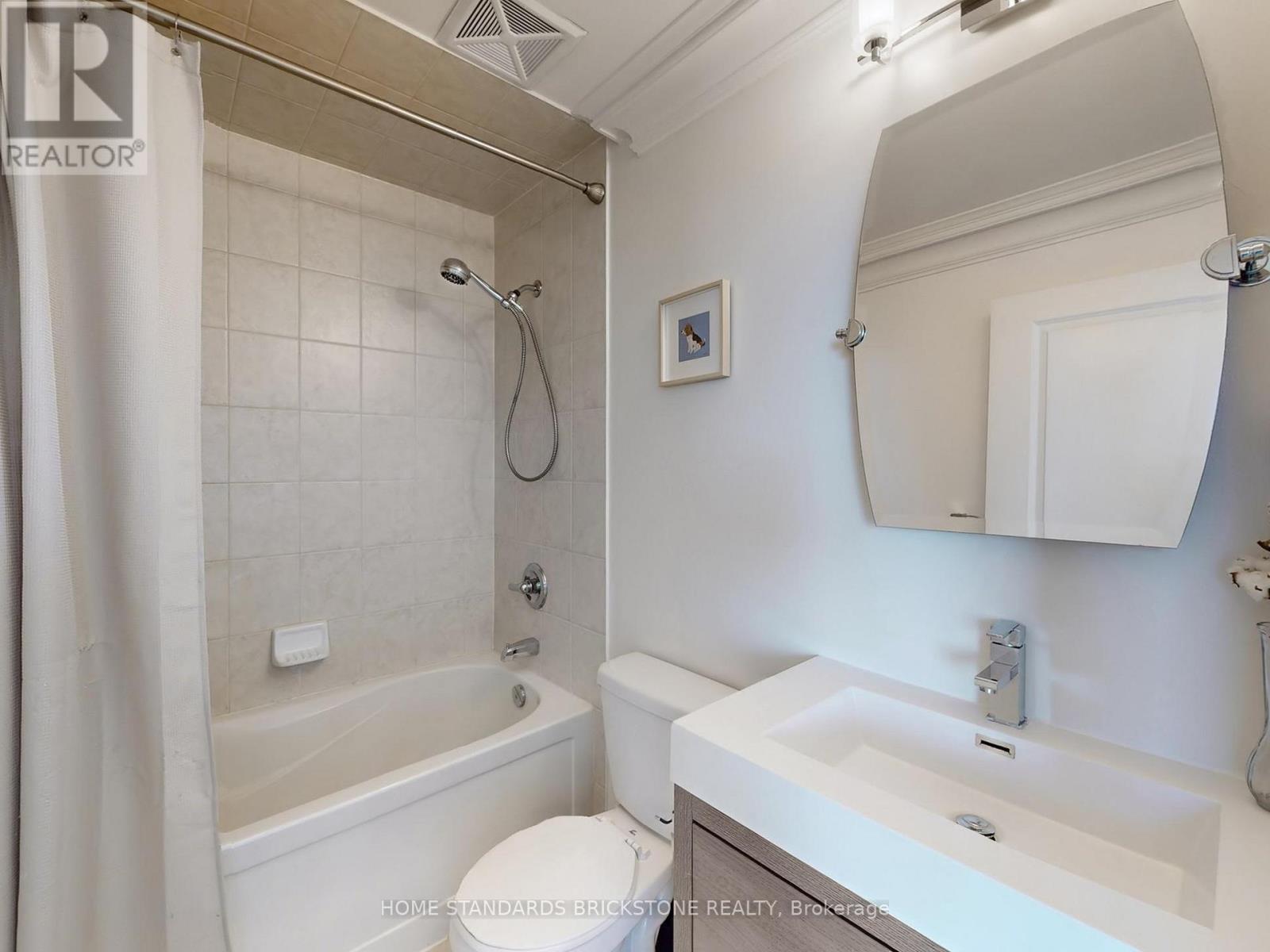 Ph211 - 18 Harding Boulevard, Richmond Hill, Ontario  L4C 0T3 - Photo 26 - N12435888