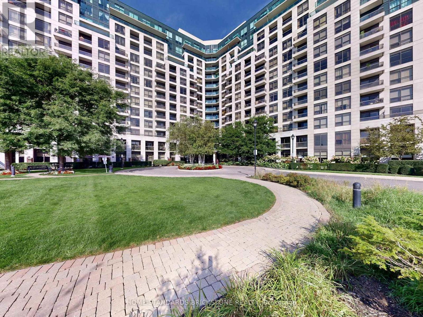 Ph211 - 18 Harding Boulevard, Richmond Hill, Ontario  L4C 0T3 - Photo 3 - N12435888