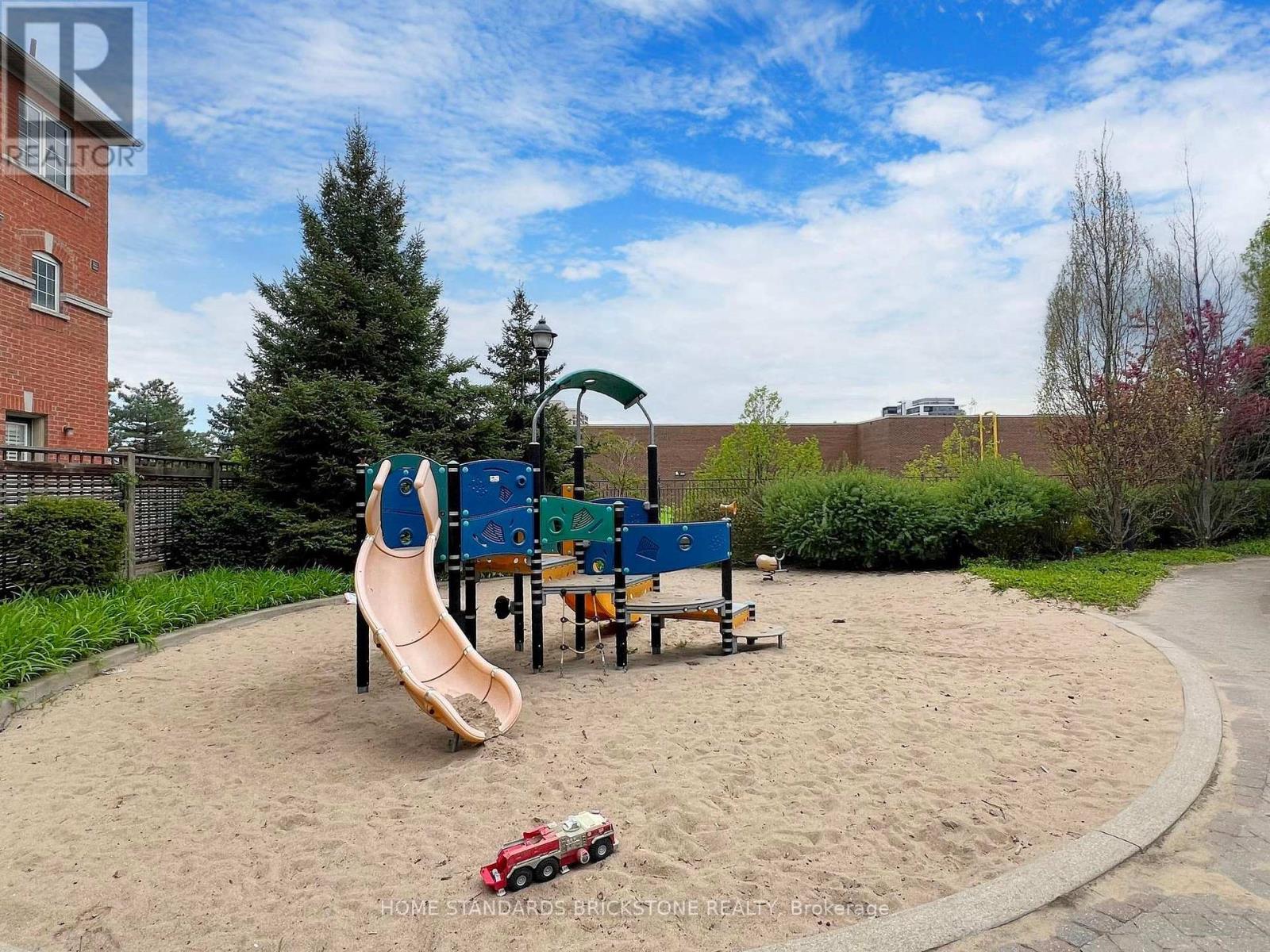 Ph211 - 18 Harding Boulevard, Richmond Hill, Ontario  L4C 0T3 - Photo 41 - N12435888