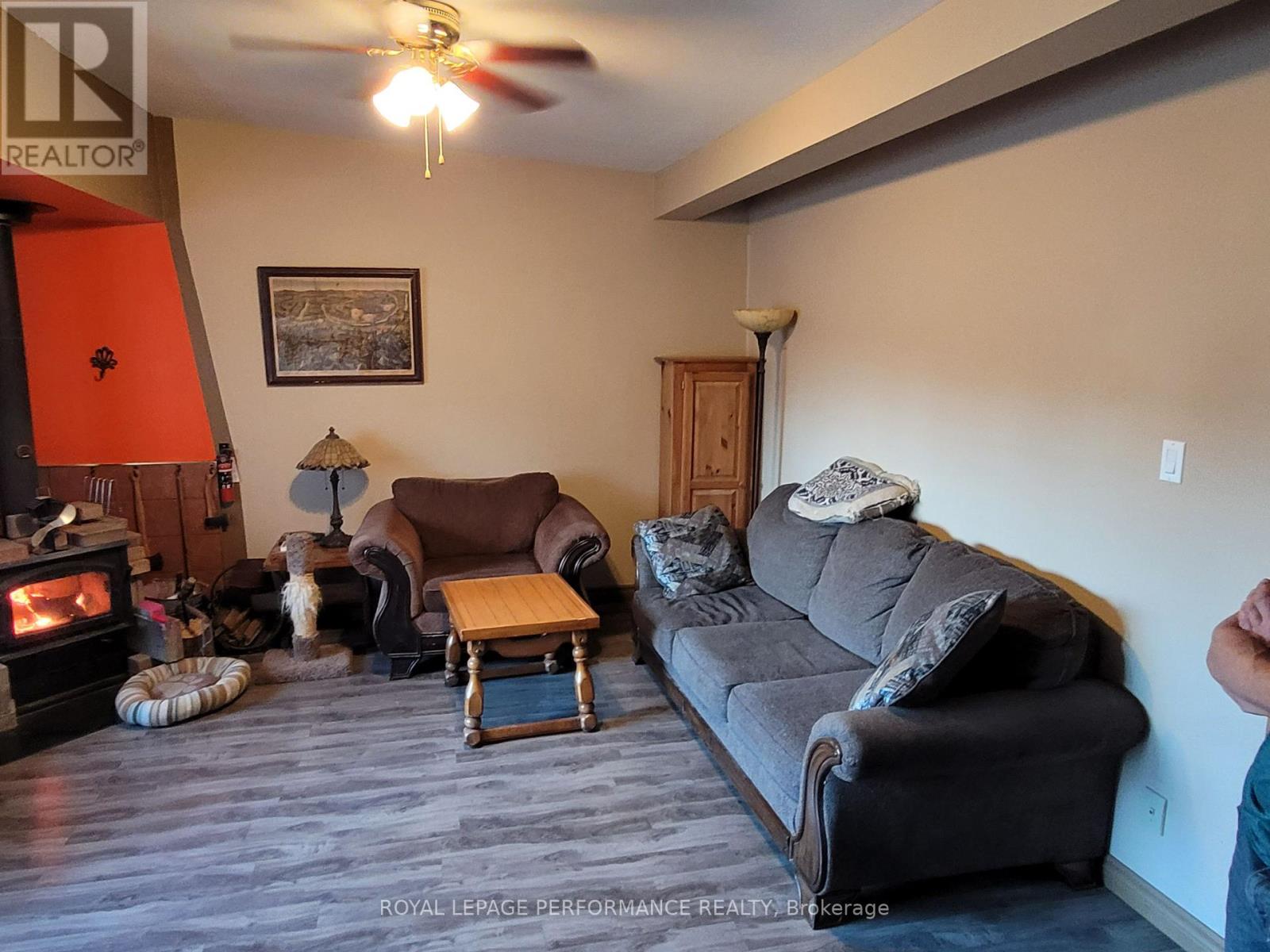 975 Queen Street, Champlain, Ontario  K0B 1K0 - Photo 13 - X12435934