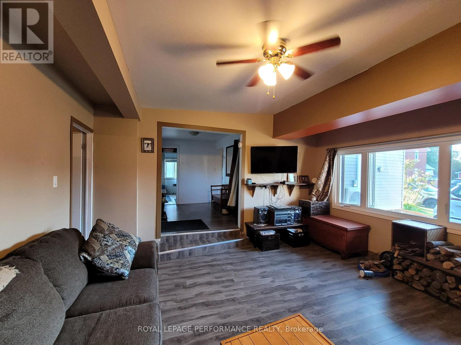 975 Queen Street, Champlain, Ontario  K0B 1K0 - Photo 15 - X12435934