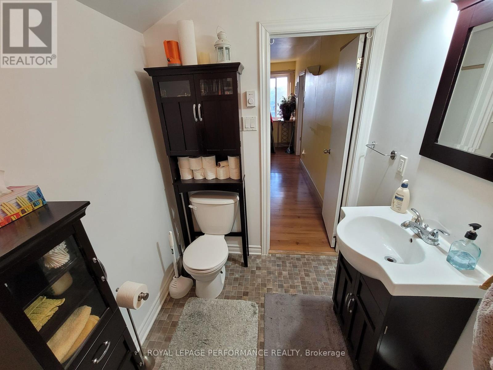 975 Queen Street, Champlain, Ontario  K0B 1K0 - Photo 19 - X12435934