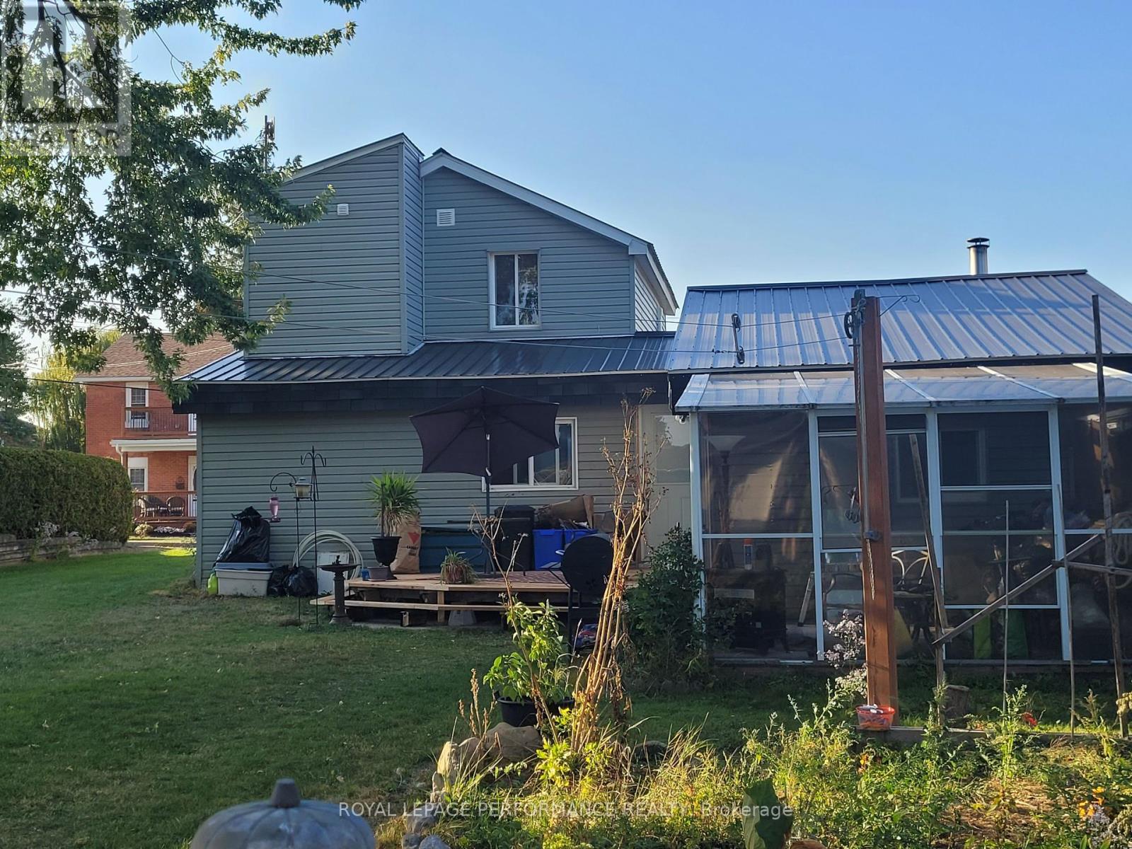975 Queen Street, Champlain, Ontario  K0B 1K0 - Photo 25 - X12435934