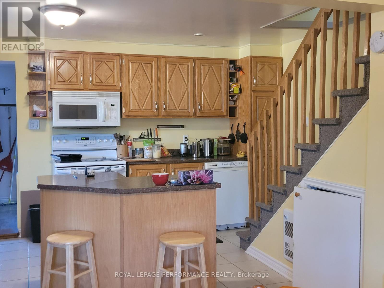 975 Queen Street, Champlain, Ontario  K0B 1K0 - Photo 3 - X12435934