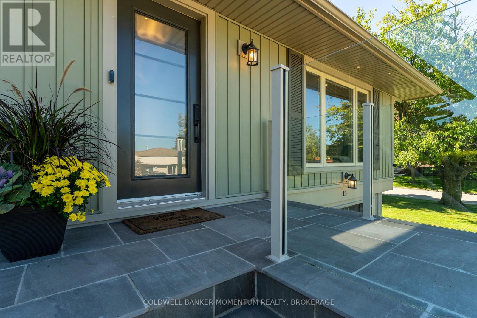 15 The Cedars, St. Catharines, Ontario  L2M 6M7 - Photo 10 - X12435915