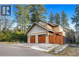 411 Conway Rd Prospect Lake, Saanich, Ca