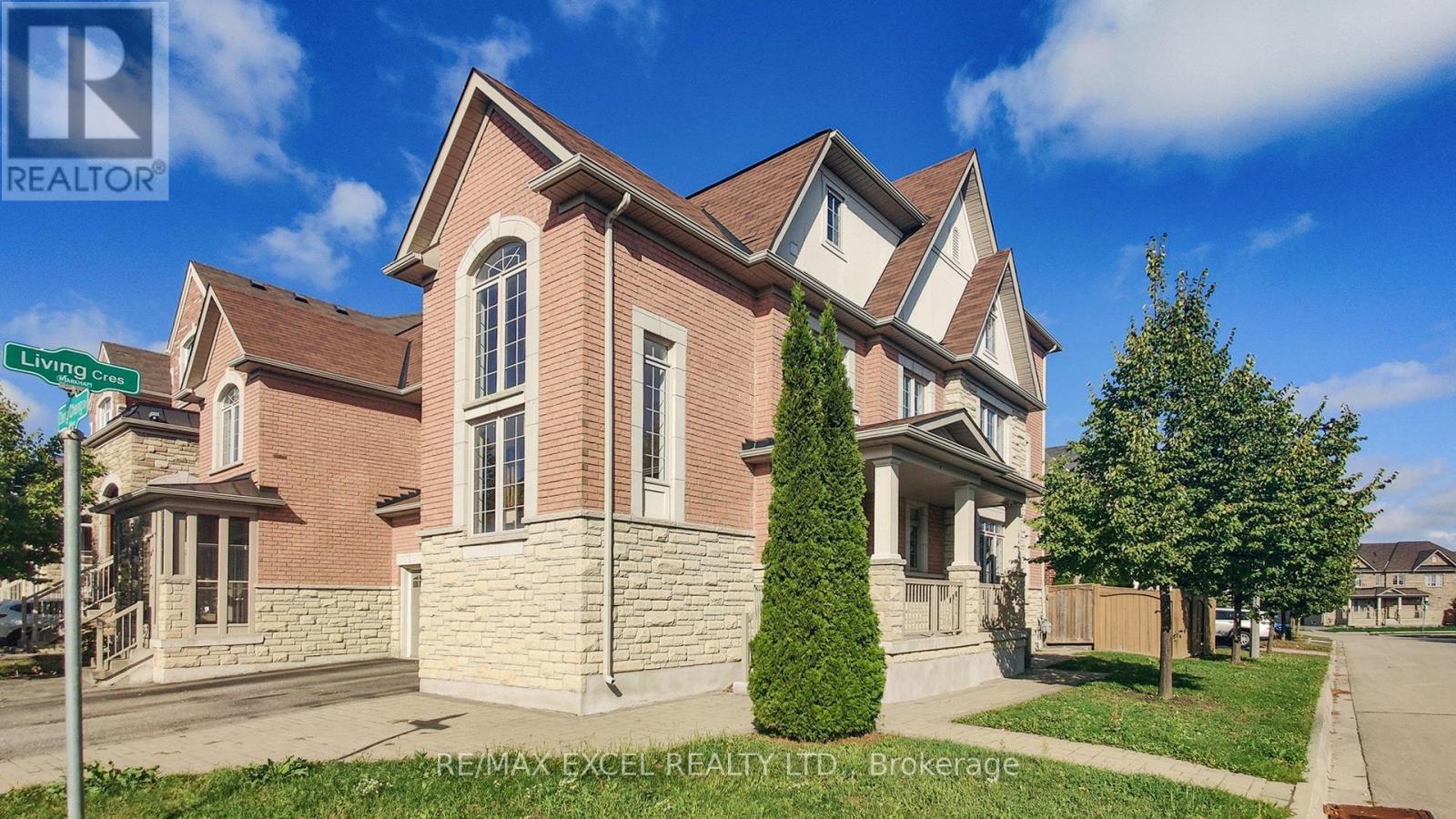 103 Living Crescent, Markham, Ontario  L6C 0T4 - Photo 1 - N12435917