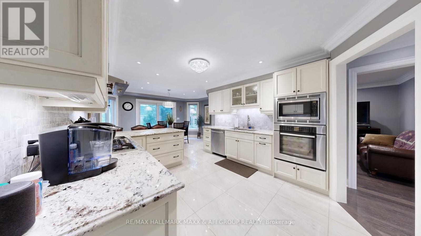 62 Corner Ridge Road, Aurora, Ontario  L4G 6L3 - Photo 12 - N12435929